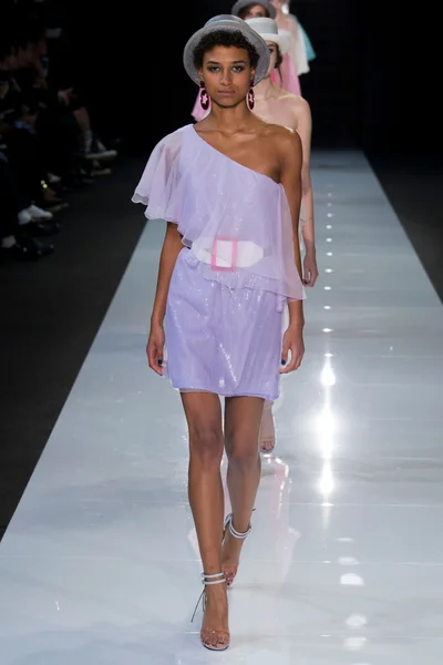 Look 106